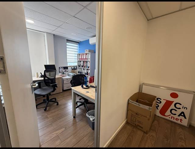 284M² OFFICE TO LET IN ROSEBANK